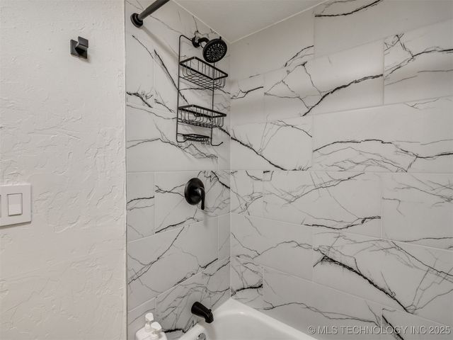 11 Port Duncan, Afton, OK 74331