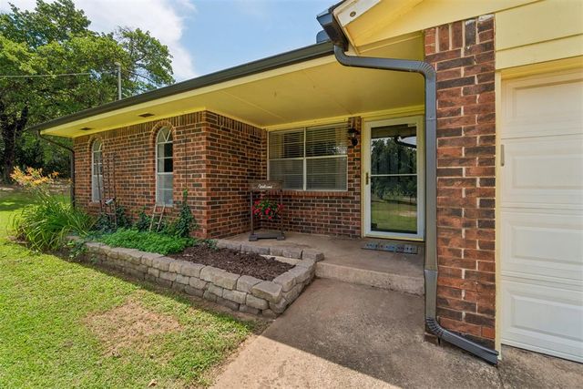 15528 SE 15th Street, Choctaw, OK 73020