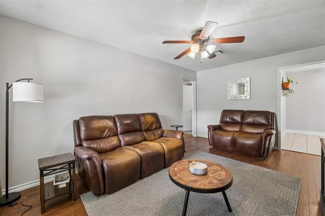 15528 SE 15th Street, Choctaw, OK 73020