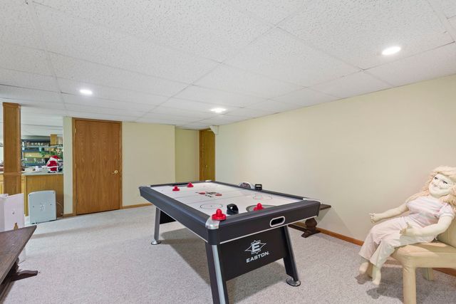 2383 Shady Lane, Highland Park, IL 60035