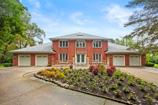 2383 Shady Lane, Highland Park, IL 60035