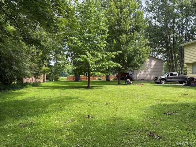 4884 Bussendorfer Road, Orchard Park, NY 14127