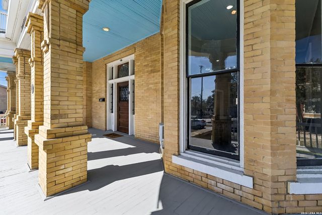 339 W Woodlawn Ave, San Antonio, TX 78212