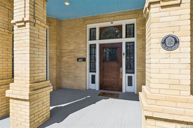 339 W Woodlawn Ave, San Antonio, TX 78212