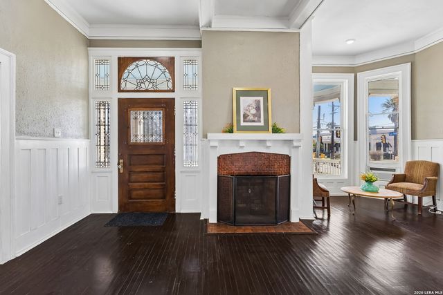 339 W Woodlawn Ave, San Antonio, TX 78212