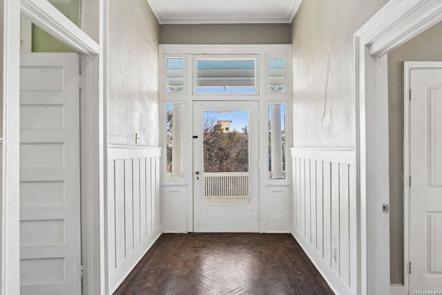 339 W Woodlawn Ave, San Antonio, TX 78212