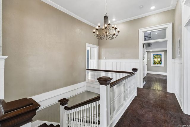 339 W Woodlawn Ave, San Antonio, TX 78212