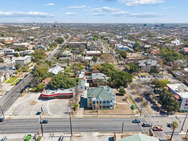 339 W Woodlawn Ave, San Antonio, TX 78212