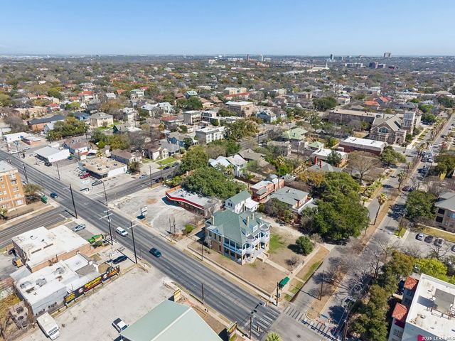 339 W Woodlawn Ave, San Antonio, TX 78212