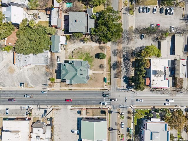 339 W Woodlawn Ave, San Antonio, TX 78212