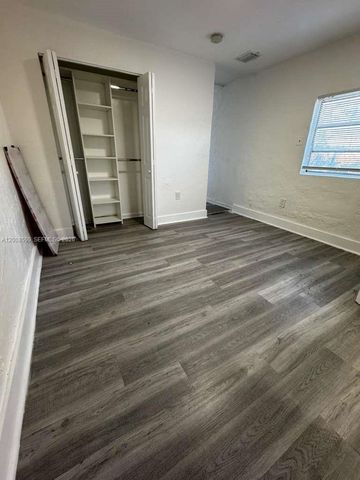 1121 NW 40th St 1, Miami, FL 33127