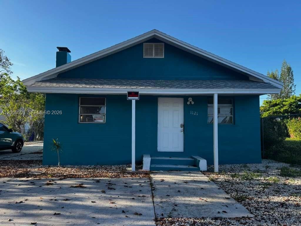 1121 NW 40th St 1, Miami, FL 33127