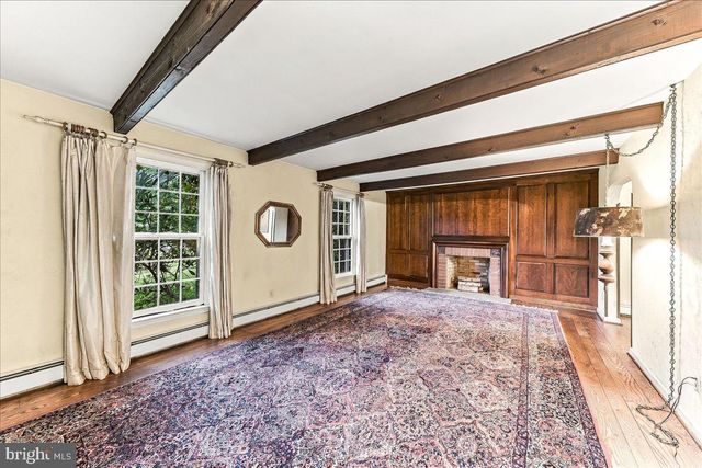 1422 BOBOLINK LN, West Chester, PA 19382