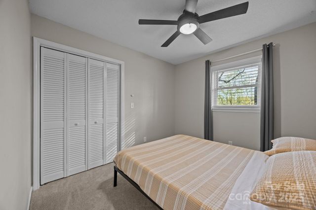 159 Long John Drive, Hendersonville, NC 28791