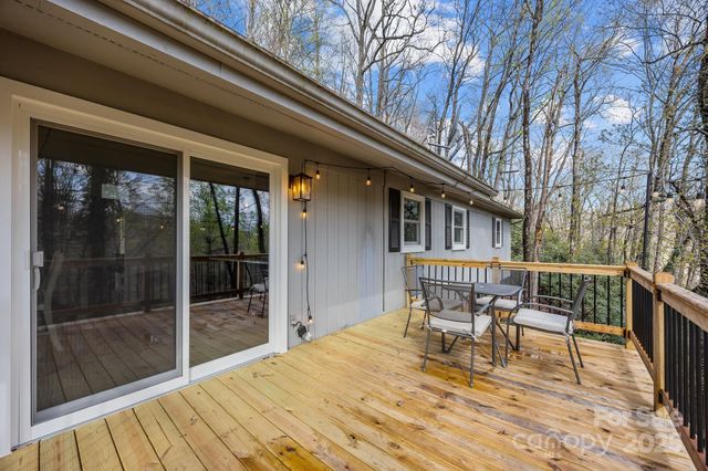 159 Long John Drive, Hendersonville, NC 28791