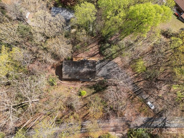 159 Long John Drive, Hendersonville, NC 28791