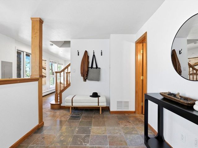 36 Ridge Dr, Boulder, CO 80304
