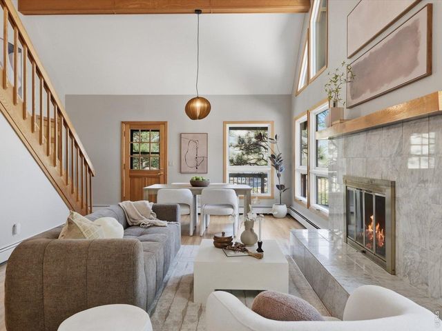 36 Ridge Dr, Boulder, CO 80304