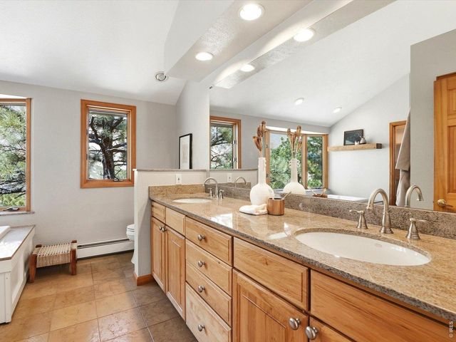 36 Ridge Dr, Boulder, CO 80304