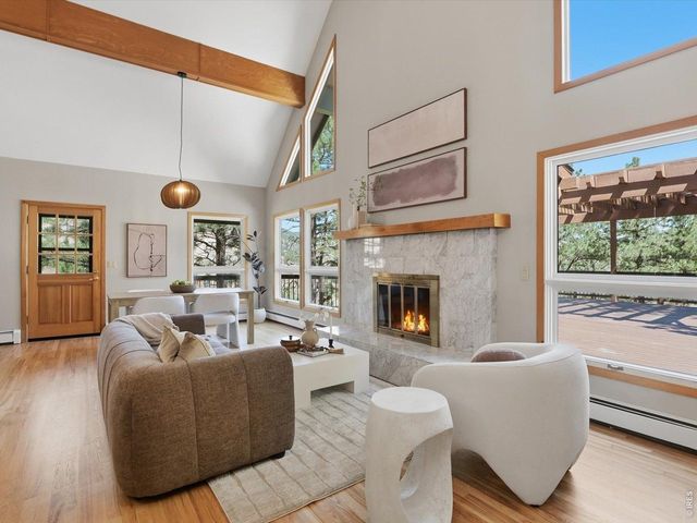 36 Ridge Dr, Boulder, CO 80304