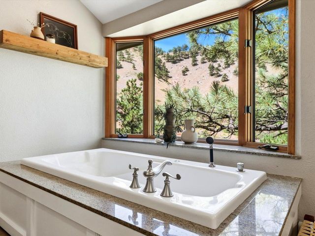 36 Ridge Dr, Boulder, CO 80304