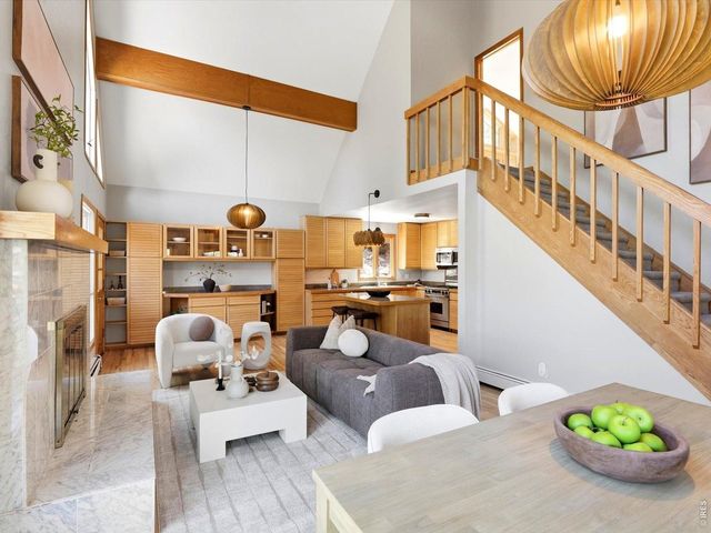 36 Ridge Dr, Boulder, CO 80304
