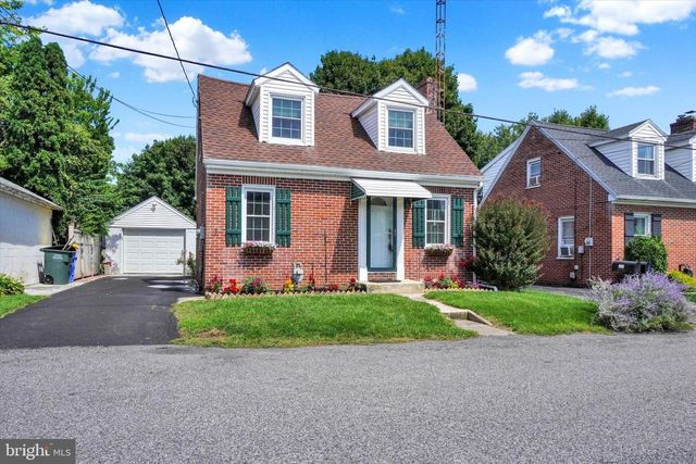 801 E 10TH AVE, York, PA 17402