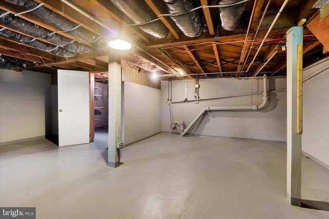 801 E 10TH AVE, York, PA 17402