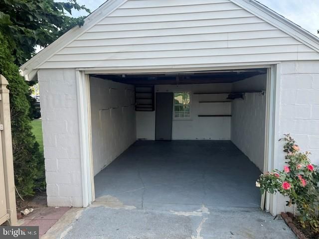 801 E 10TH AVE, York, PA 17402
