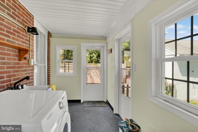 801 E 10TH AVE, York, PA 17402