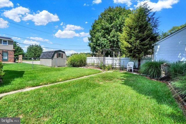801 E 10TH AVE, York, PA 17402