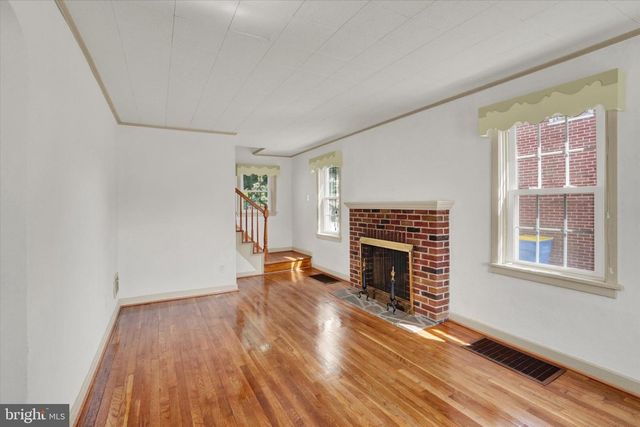 801 E 10TH AVE, York, PA 17402