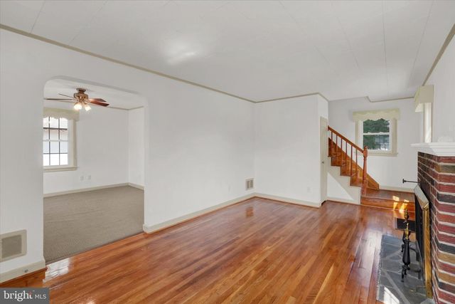 801 E 10TH AVE, York, PA 17402