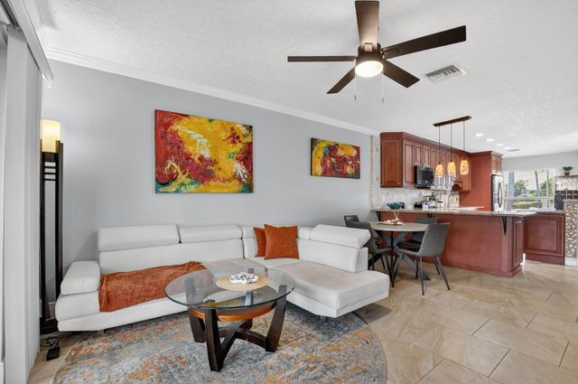 1040 N Palm Lane C, Delray Beach, FL 33445