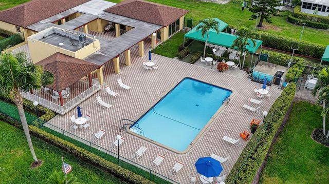 1040 N Palm Lane C, Delray Beach, FL 33445