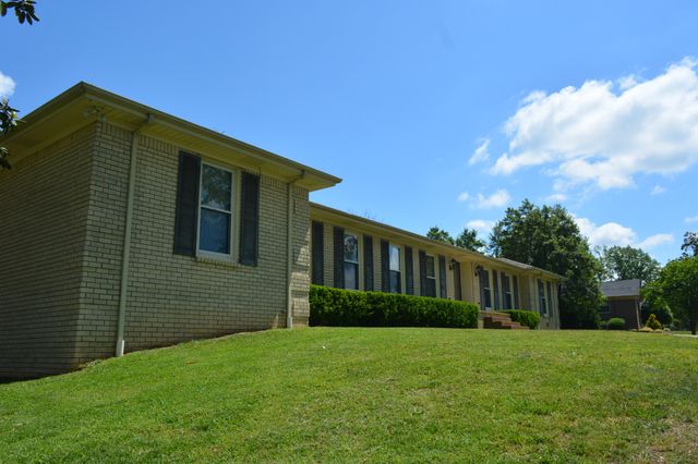 213 Barley Mill Rd, Old Hickory, TN 37138