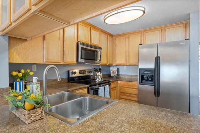 10280 Maya Linda 58, San Diego, CA 92126