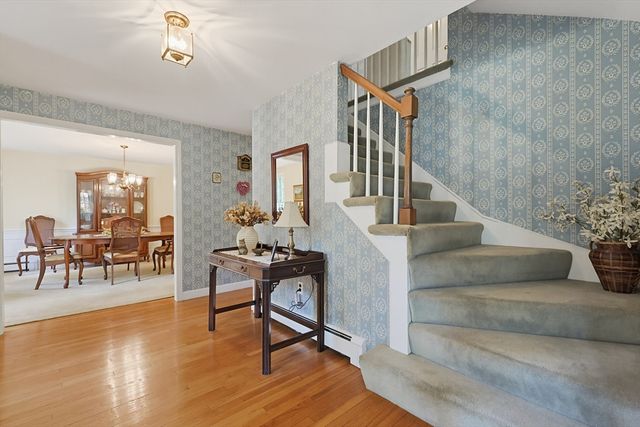 31 Pennacook St, Norfolk, MA 02056