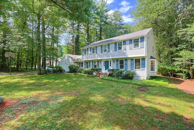 31 Pennacook St, Norfolk, MA 02056