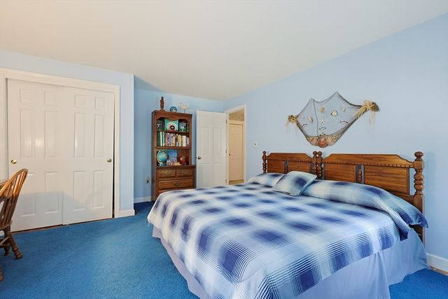 31 Pennacook St, Norfolk, MA 02056