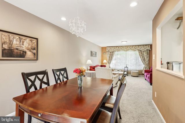11 KNOLLWOOD DRIVE, Cherry Hill, NJ 08002