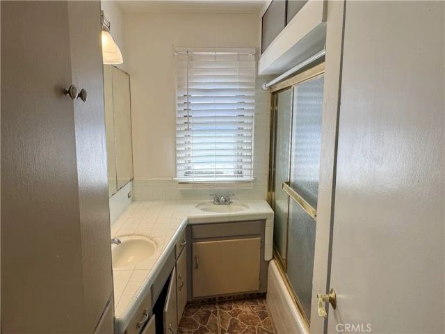 1504 El Toro, Bakersfield, CA 93304