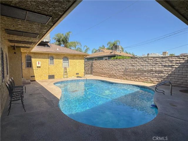 1504 El Toro, Bakersfield, CA 93304