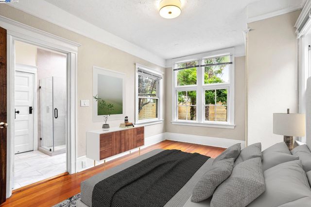 857 Athens Ave, Oakland, CA 94607