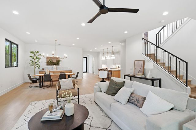 1904 Sharon LN, Austin, TX 78703