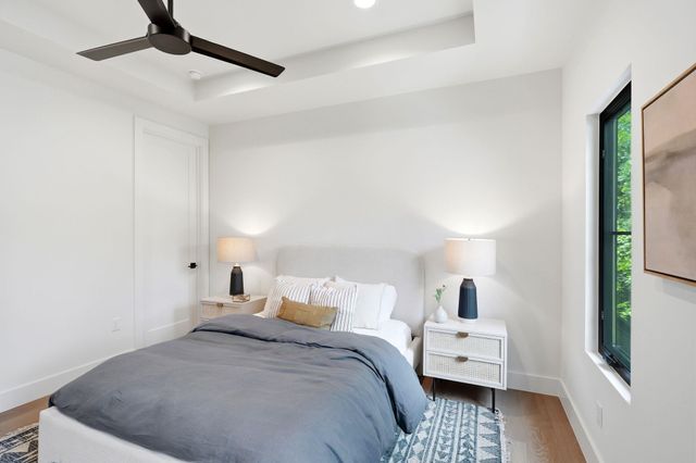 1904 Sharon LN, Austin, TX 78703