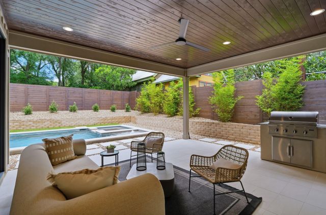 1904 Sharon LN, Austin, TX 78703
