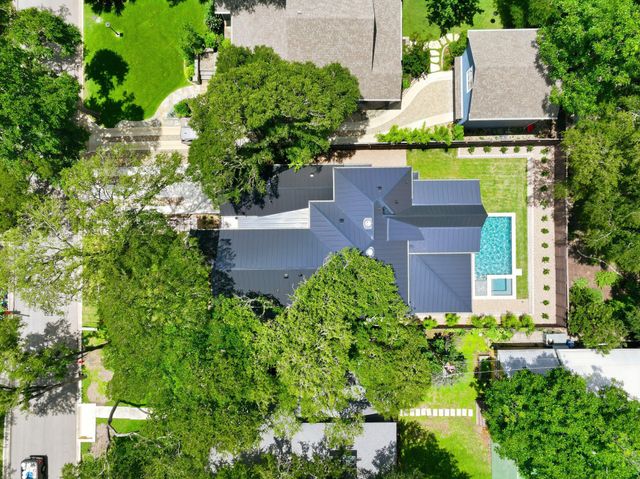 1904 Sharon LN, Austin, TX 78703
