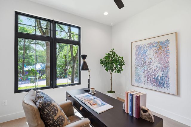 1904 Sharon LN, Austin, TX 78703