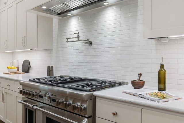 1904 Sharon LN, Austin, TX 78703